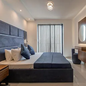 Apartament Central Apartments, San Pawl il-Baħar